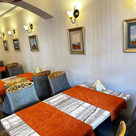 Tropico guesthouse Budva Eksteriør billede